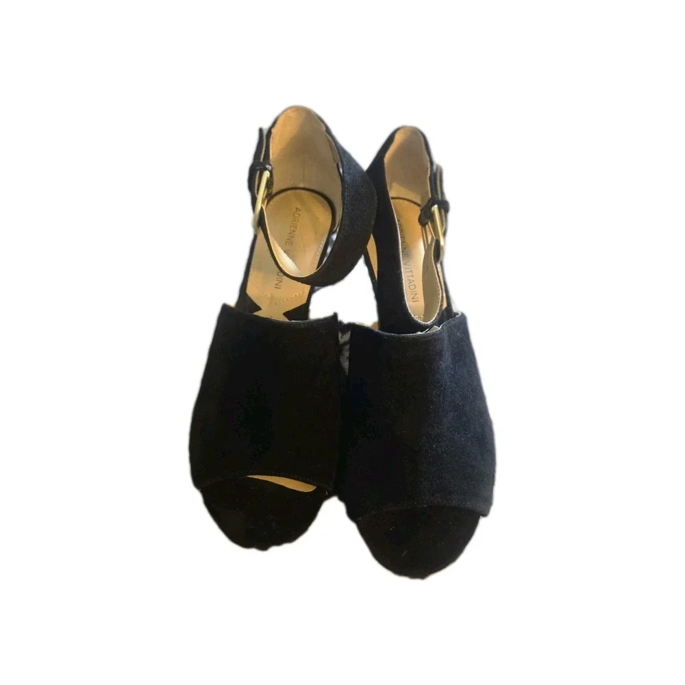 Adrienne Vittadini Black Suede‎ Wedge Sandals Peep Toe Ankle Strap Womens 7.5M